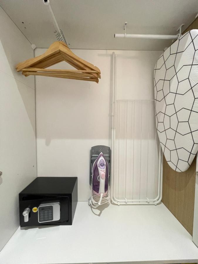 Home Chic Home - Les Suites De La Comedie Montpellier Bagian luar foto