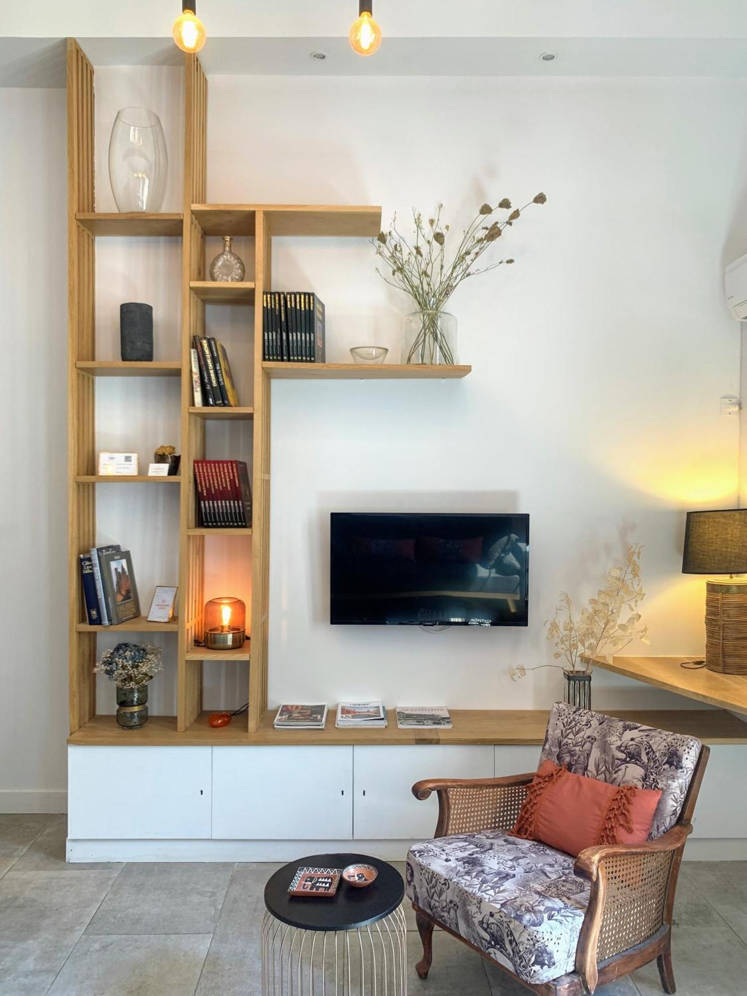 Home Chic Home - Les Suites De La Comedie Montpellier Bagian luar foto