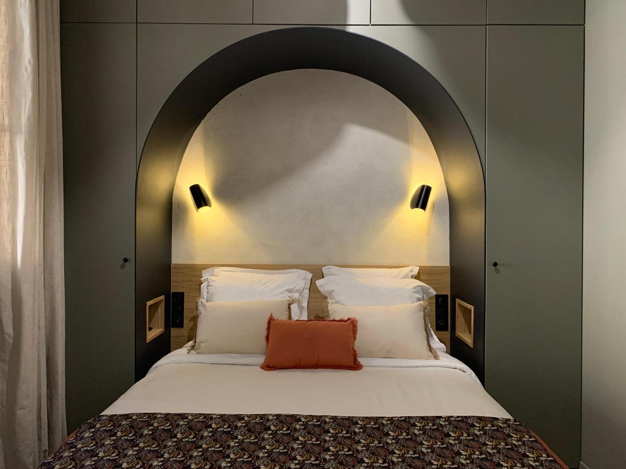 Home Chic Home - Les Suites De La Comedie Montpellier Bagian luar foto