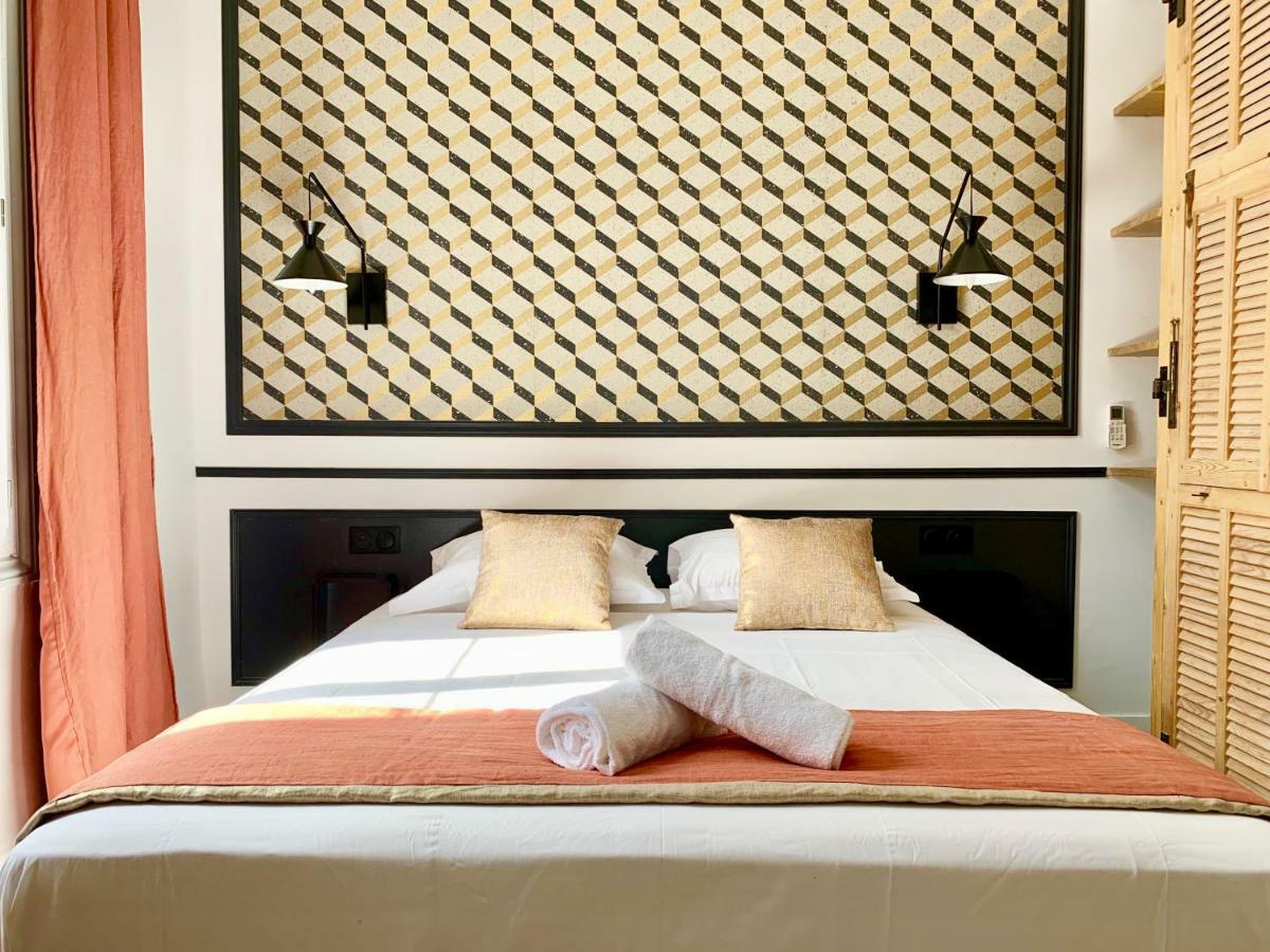Home Chic Home - Les Suites De La Comedie Montpellier Bagian luar foto